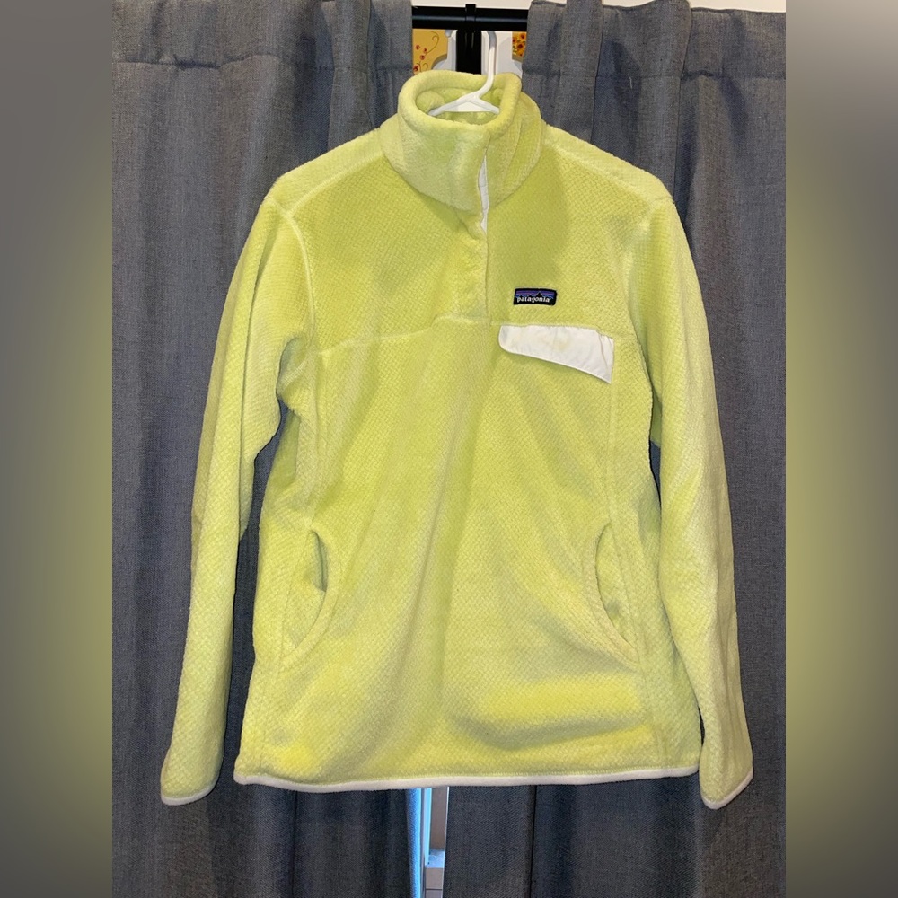Women’s Patagonia 3/4 button fleece